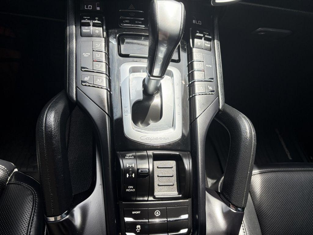 Porsche Cayenne Base 2018