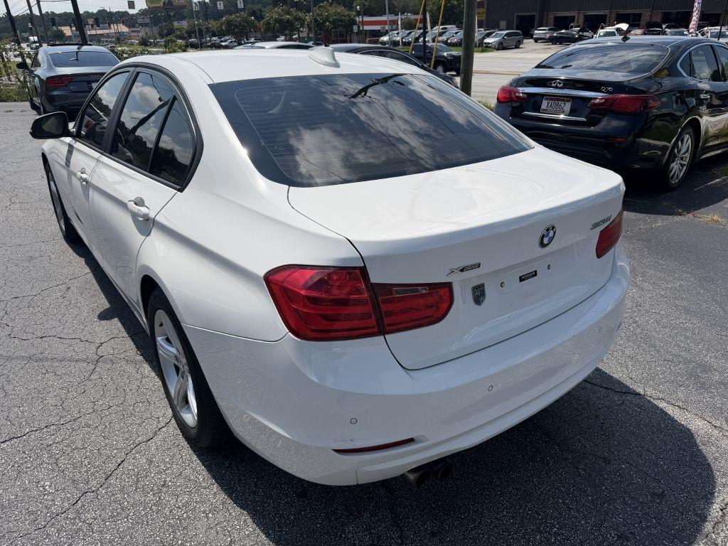 BMW 3-Series 328i xDrive Sedan 2013