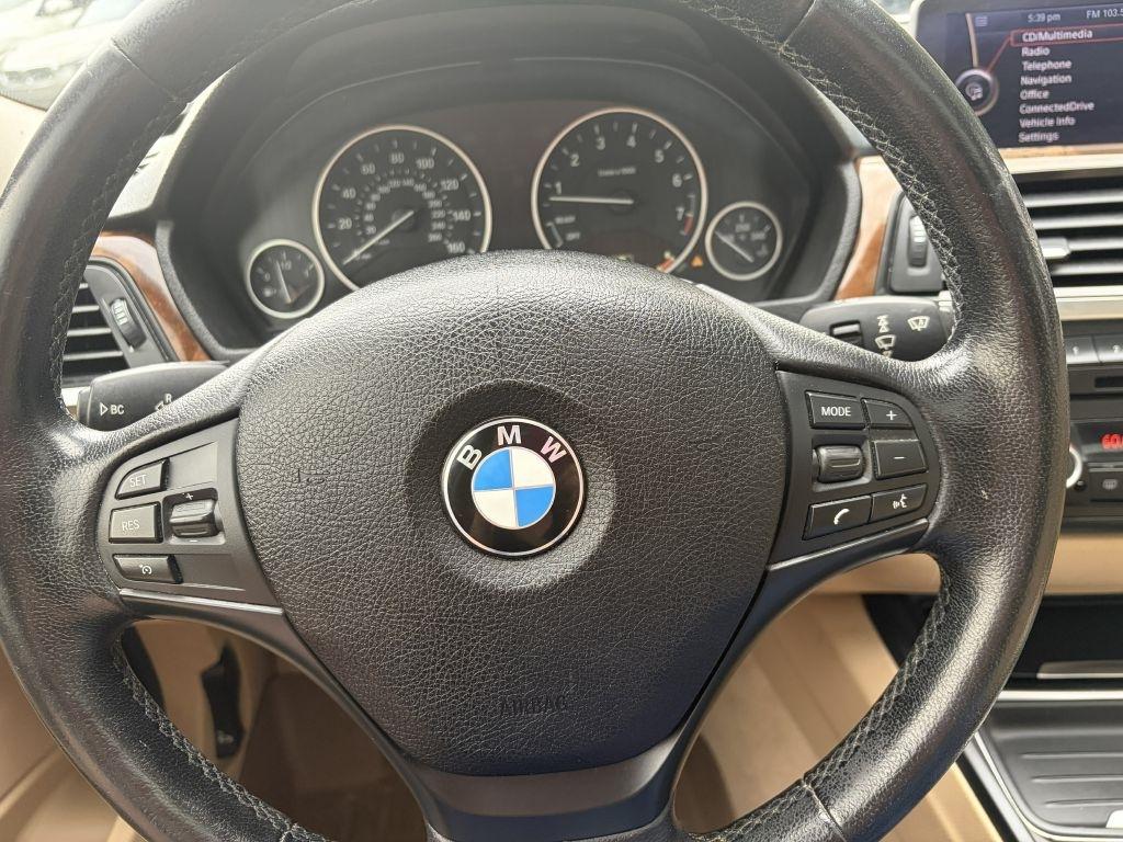 BMW 3-Series 328i xDrive Sedan 2013