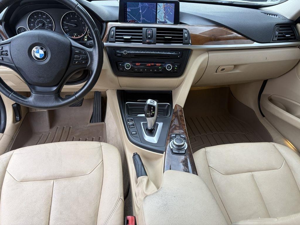 BMW 3-Series 328i xDrive Sedan 2013