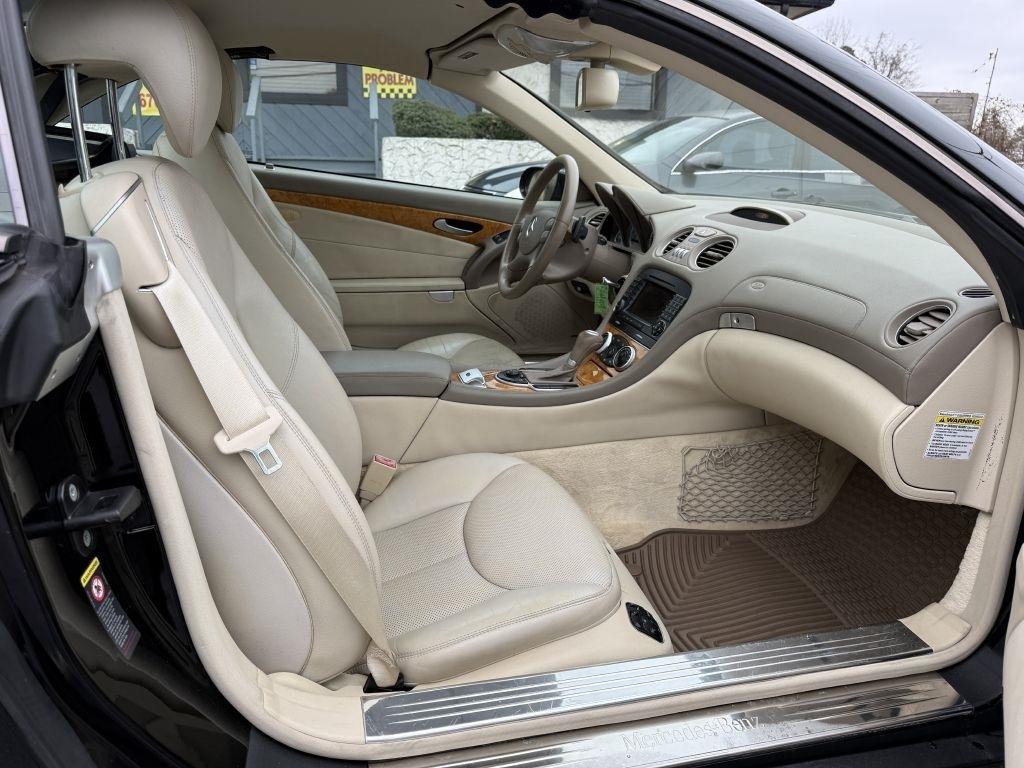 Mercedes-Benz SL-Class SL550 2007
