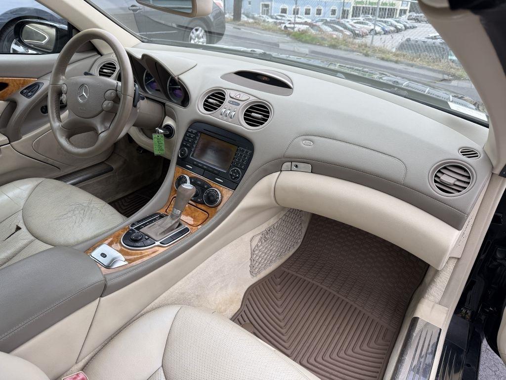Mercedes-Benz SL-Class SL550 2007