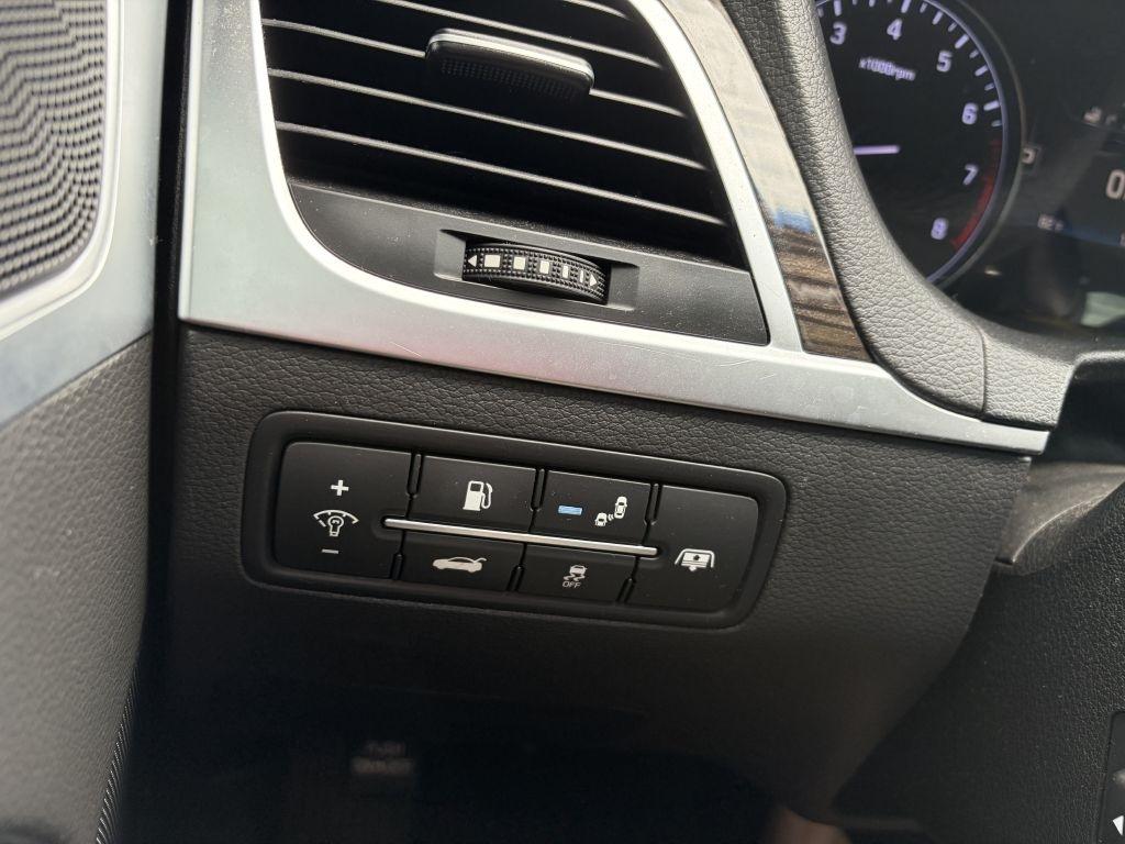 Hyundai Genesis 3.8L 2015