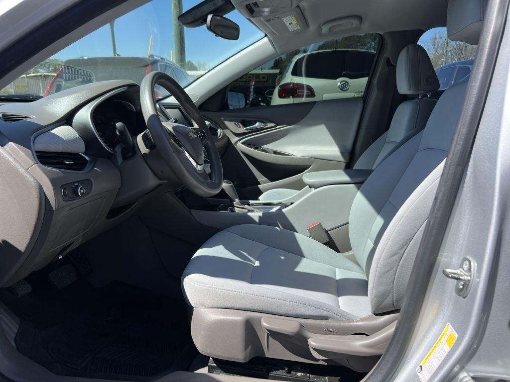 Chevrolet Malibu LS 2018