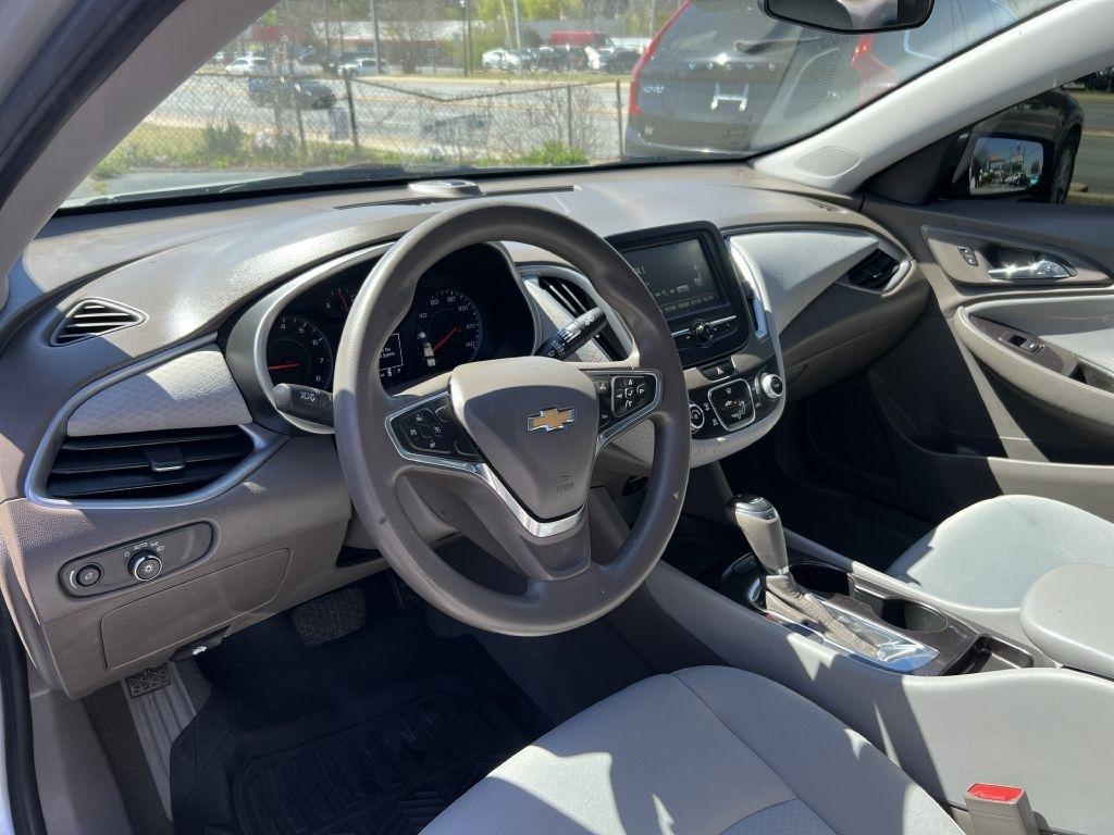 Chevrolet Malibu LS 2018