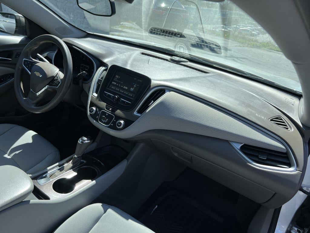 Chevrolet Malibu LS 2018