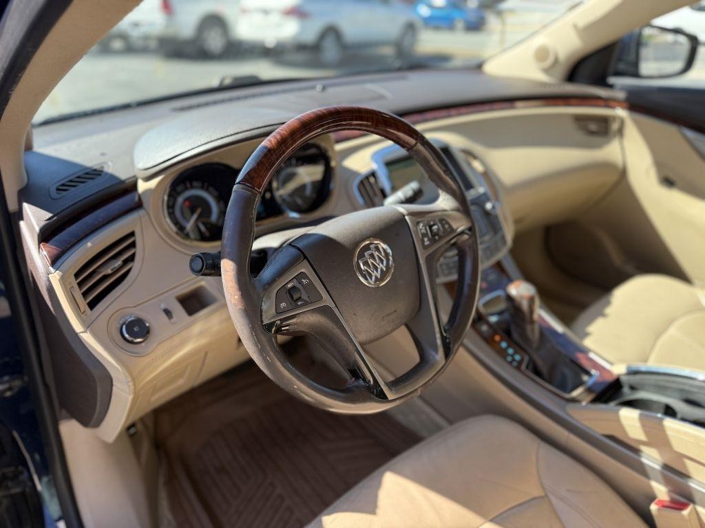 Buick LaCrosse Premium Package 2, w/Leather 2012