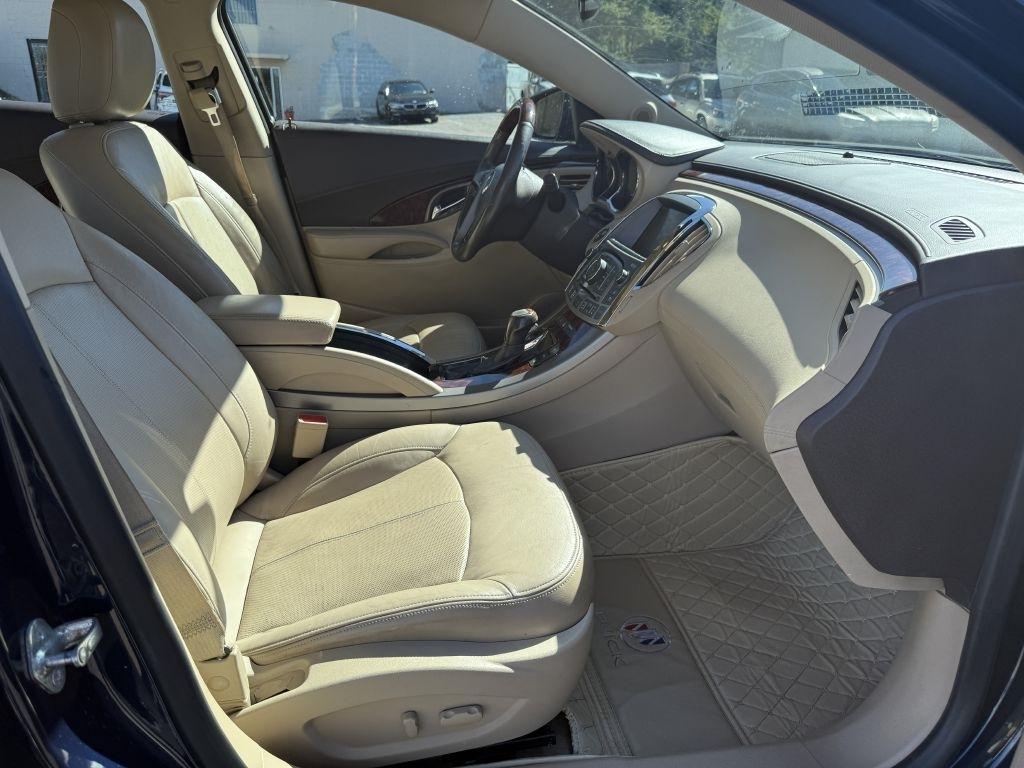 Buick LaCrosse Premium Package 2, w/Leather 2012