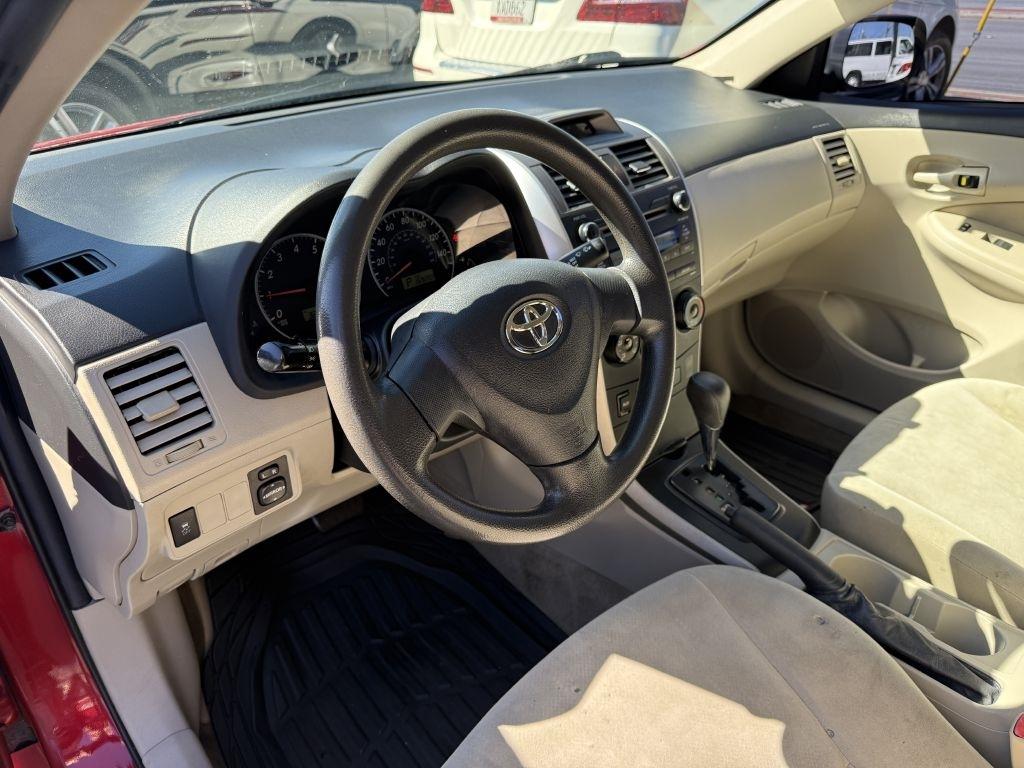 Toyota Corolla L 5-Speed MT 2012