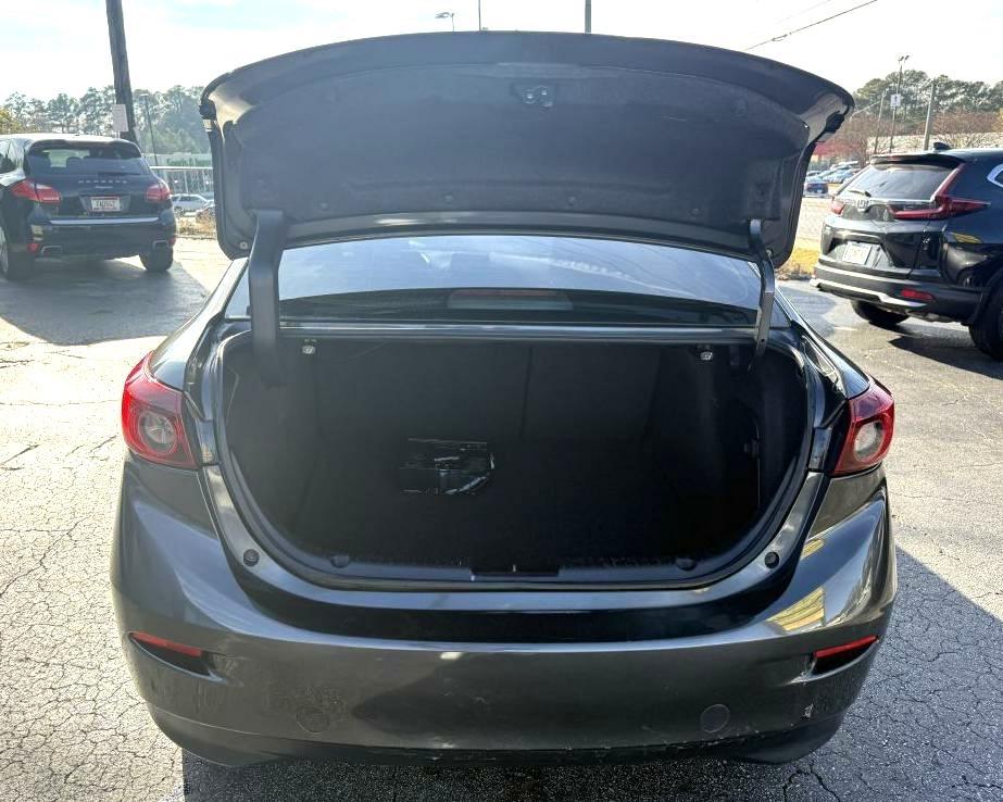 Mazda MAZDA3 i Touring AT 4-Door 2017