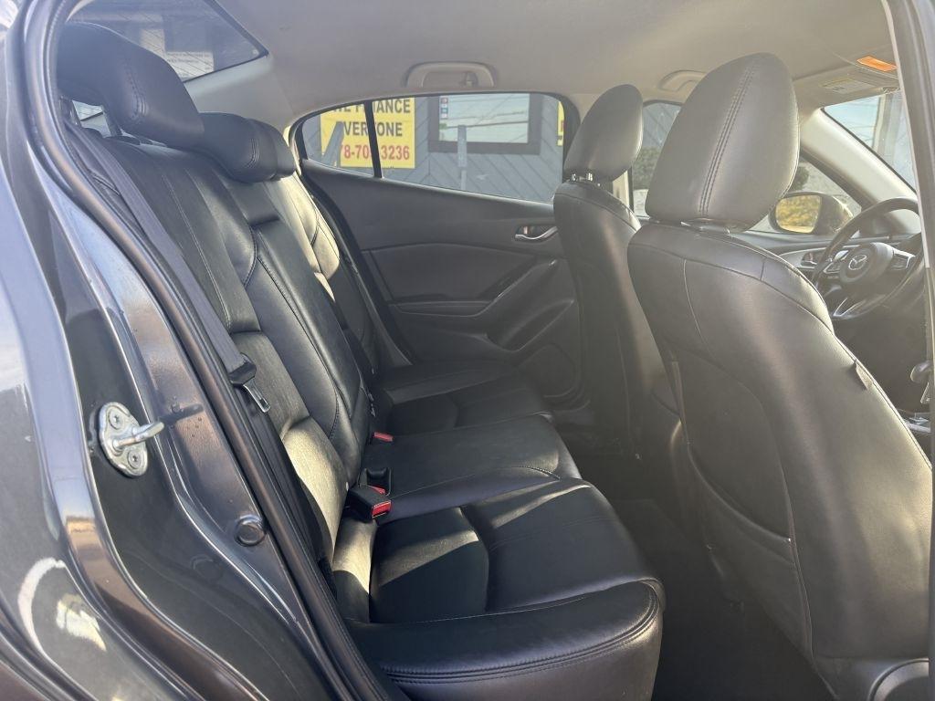Mazda MAZDA3 i Touring AT 4-Door 2017