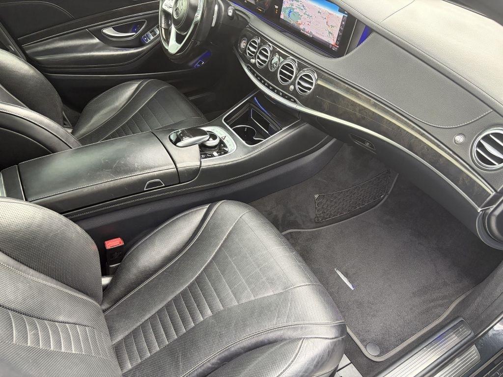 Mercedes-Benz S-Class S560 2020
