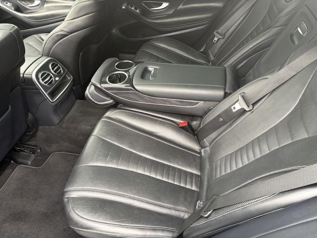 Mercedes-Benz S-Class S560 2020