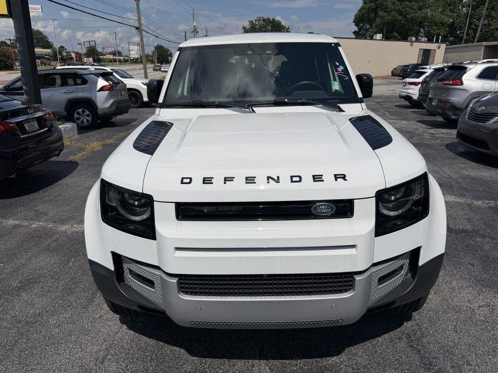 Land Rover Defender P300 110 S 2025