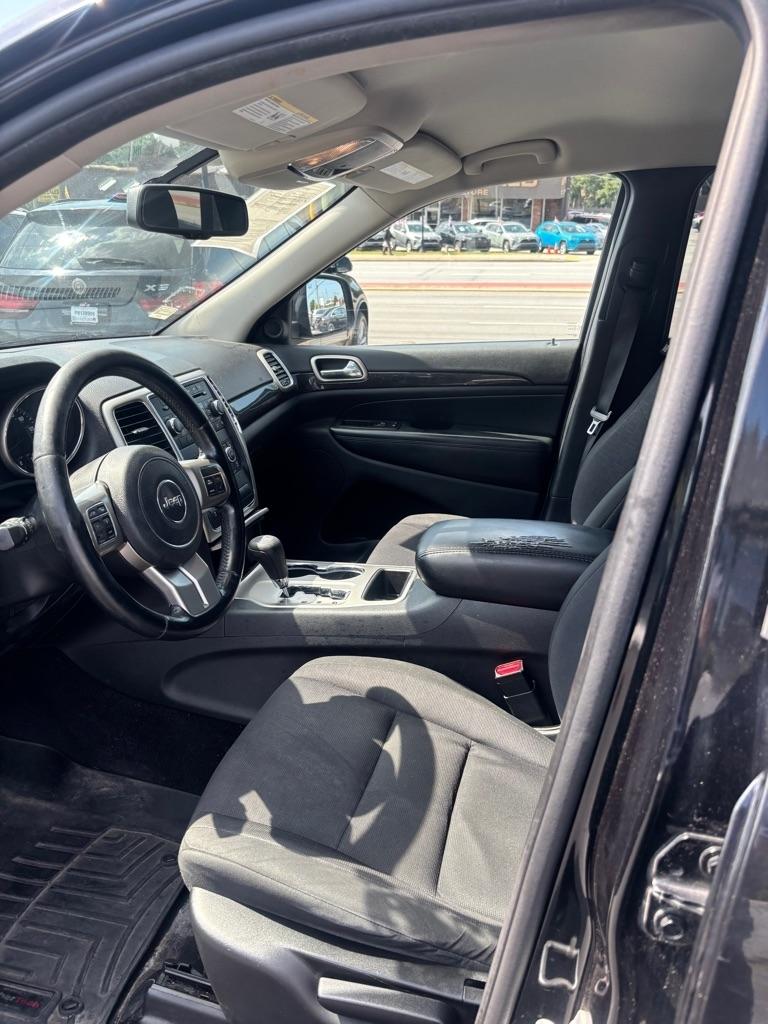 Jeep Grand Cherokee Laredo 4WD 2012