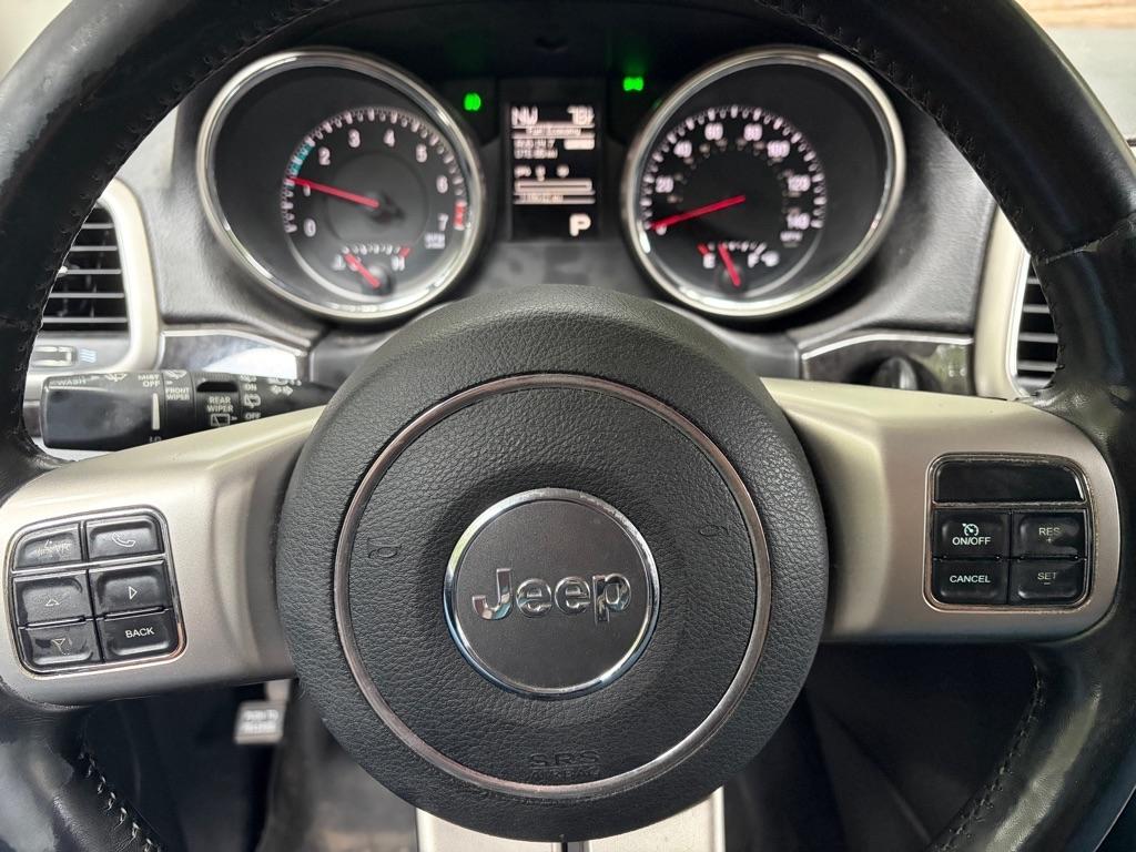Jeep Grand Cherokee Laredo 4WD 2012