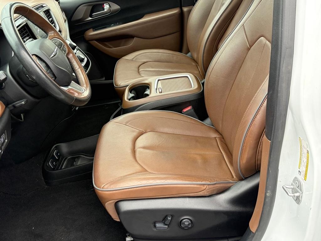 Chrysler Pacifica Limited 2020
