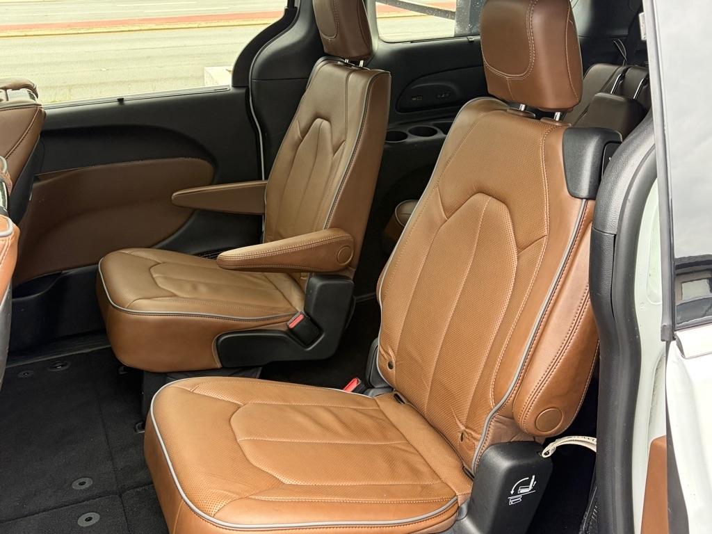 Chrysler Pacifica Limited 2020