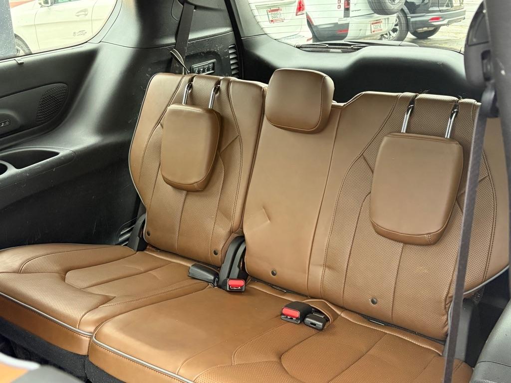 Chrysler Pacifica Limited 2020