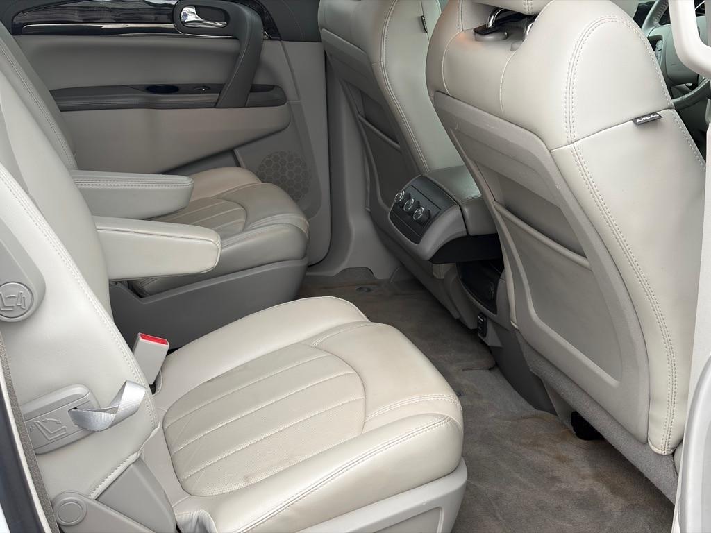 Buick Enclave Leather FWD 2016