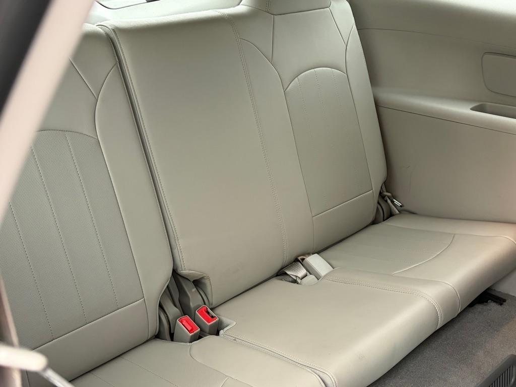 Buick Enclave Leather FWD 2016