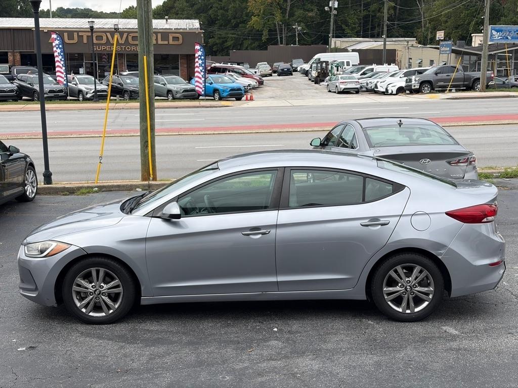 Hyundai Elantra Value Edition 6A 2017