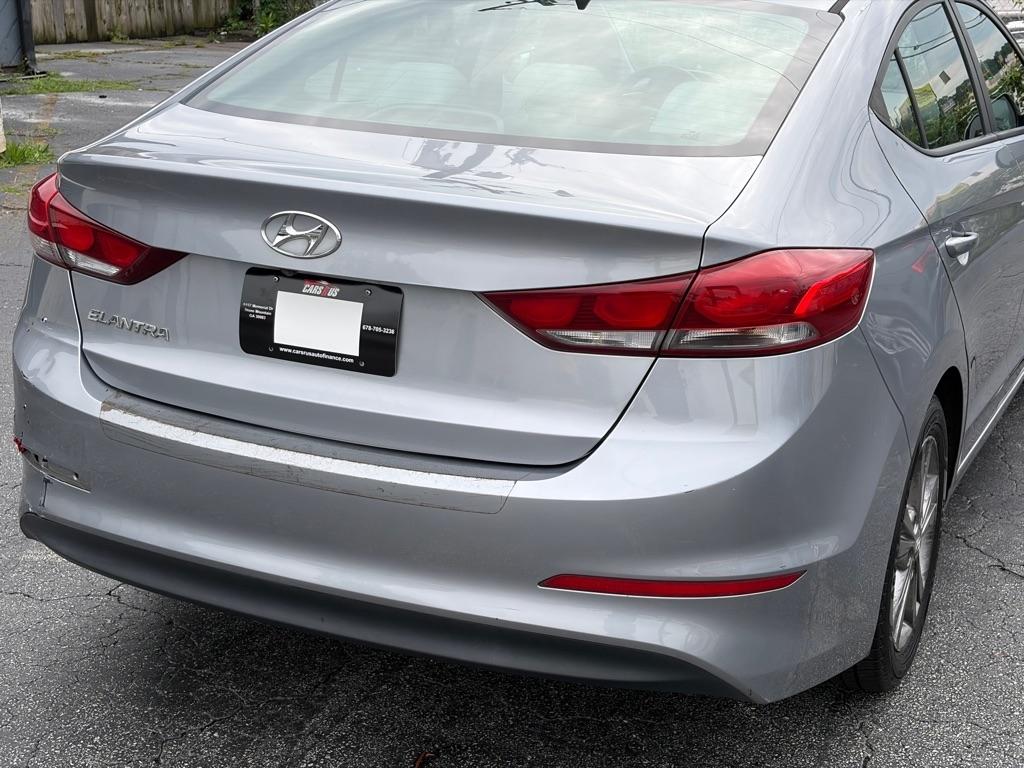 Hyundai Elantra Value Edition 6A 2017