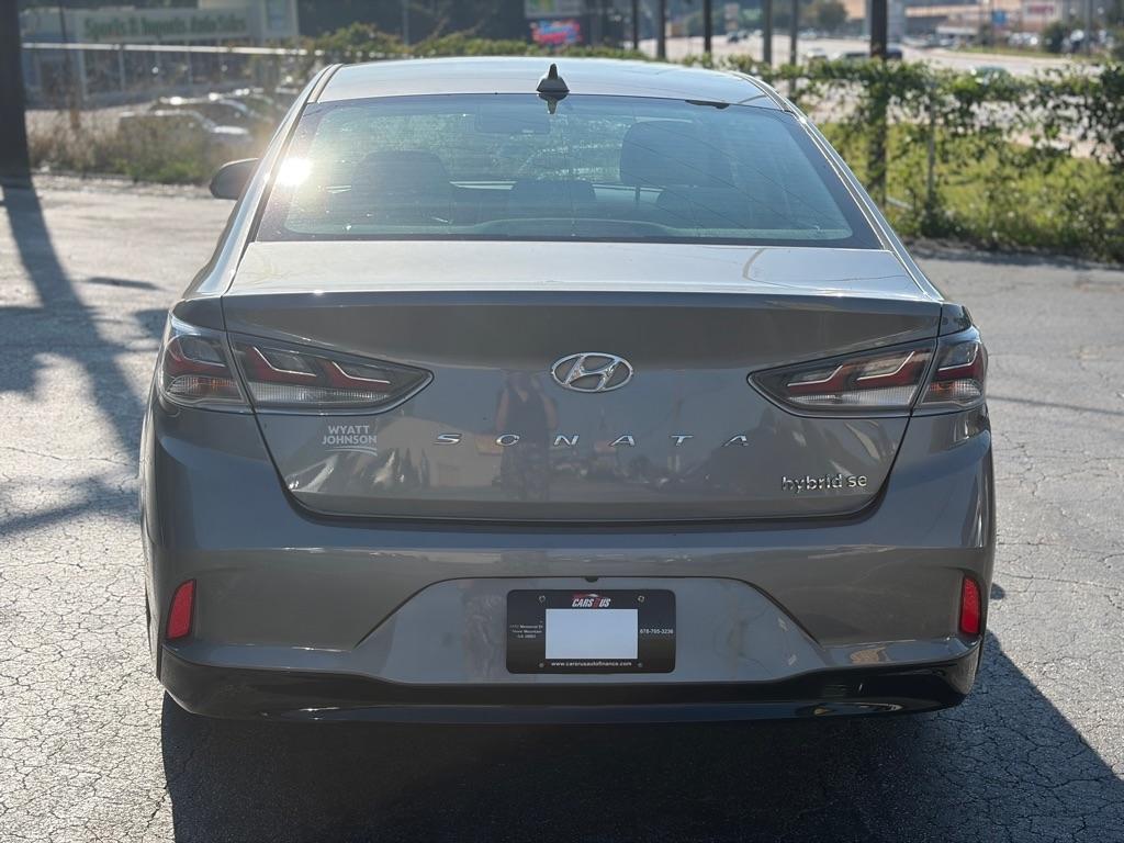 Hyundai Sonata Hybrid SE 2018