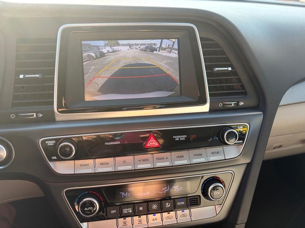Hyundai Sonata Hybrid SE 2018