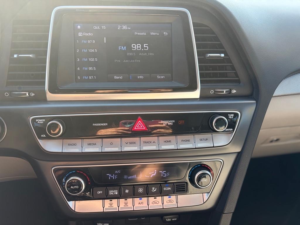 Hyundai Sonata Hybrid SE 2018