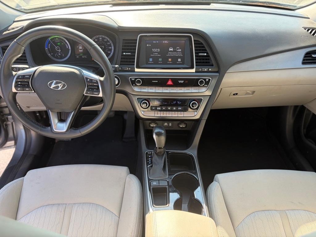 Hyundai Sonata Hybrid SE 2018