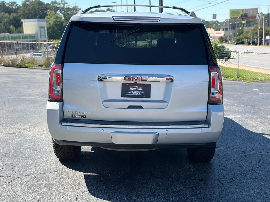 GMC Yukon Denali 4WD 2017