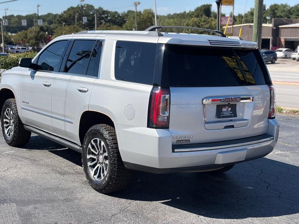 GMC Yukon Denali 4WD 2017