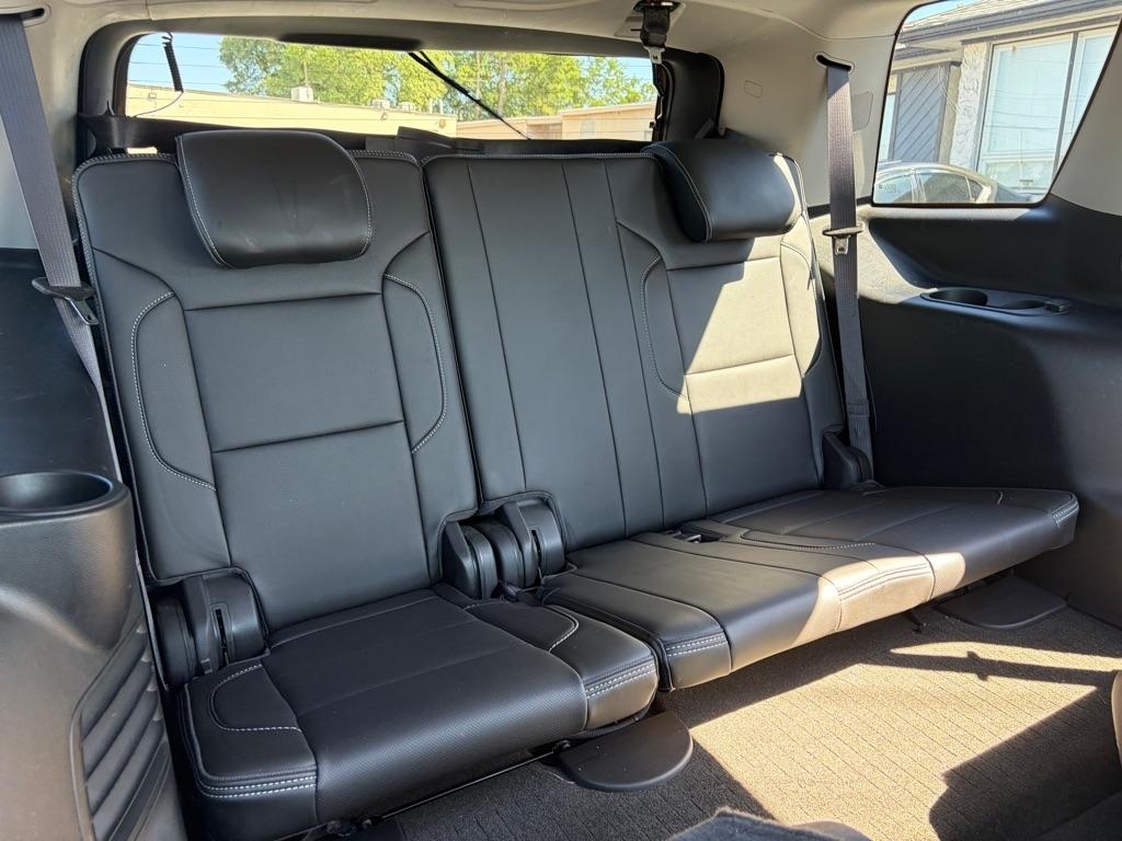 GMC Yukon Denali 4WD 2017