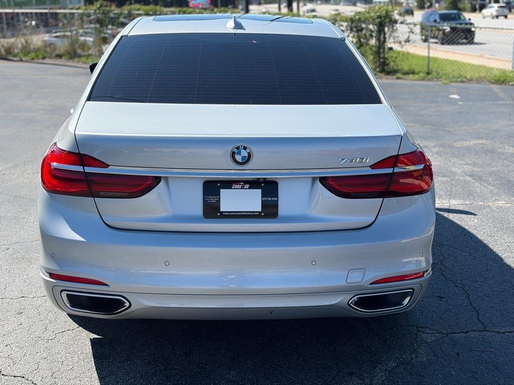 BMW 740i  2017