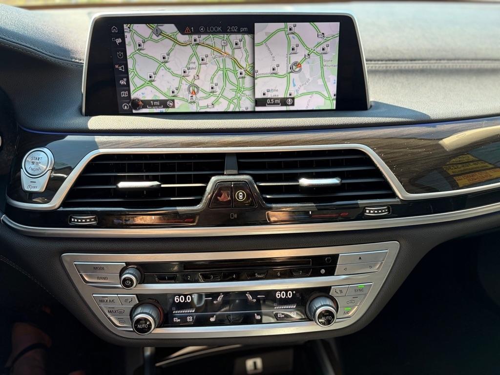 BMW 740i  2017