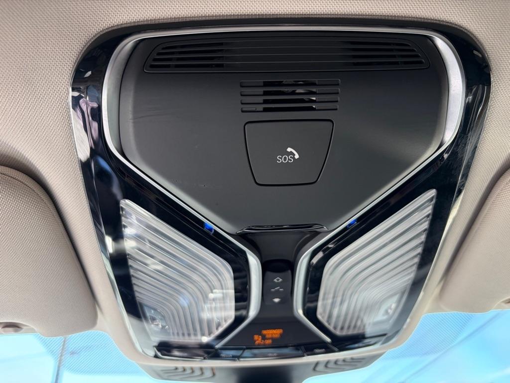 BMW 740i  2017