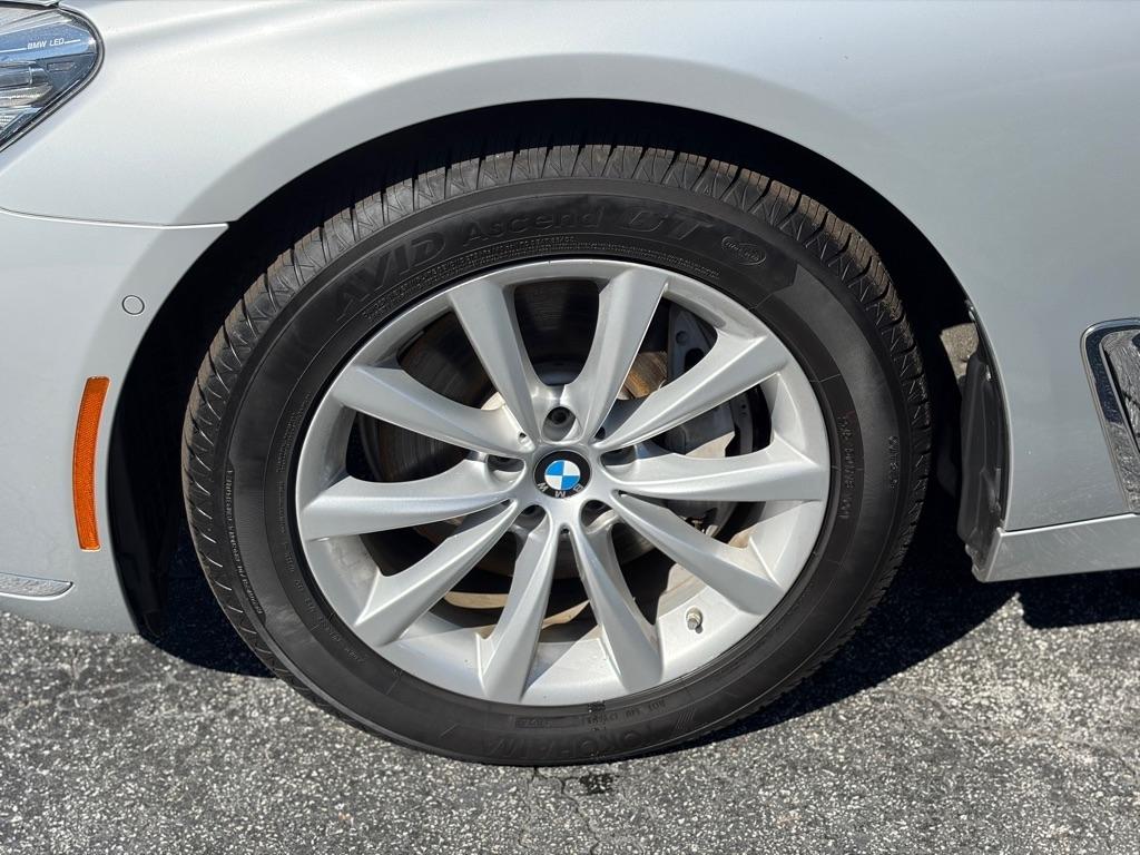 BMW 740i  2017
