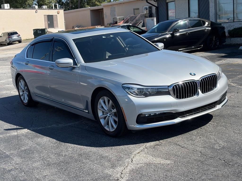 BMW 740i  2017