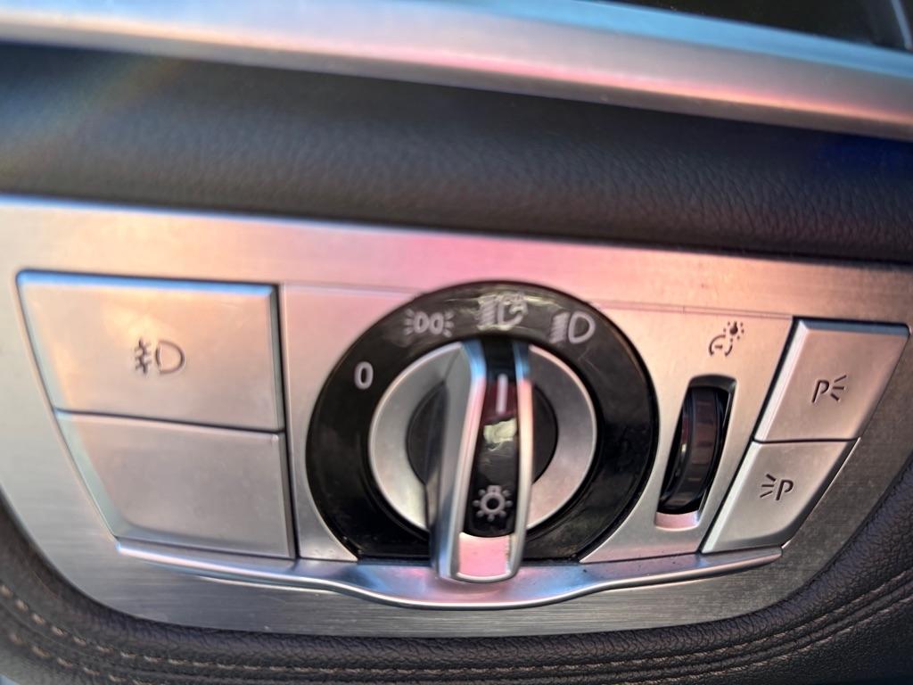 BMW 740i  2017