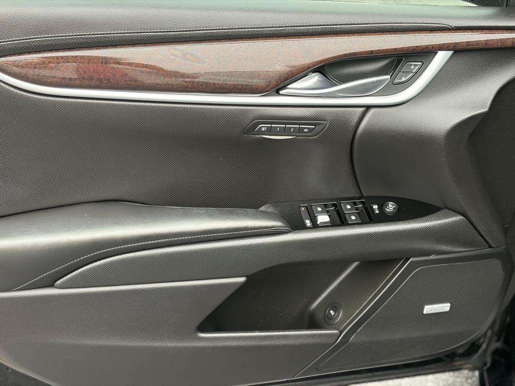 Cadillac XTS Luxury 2017