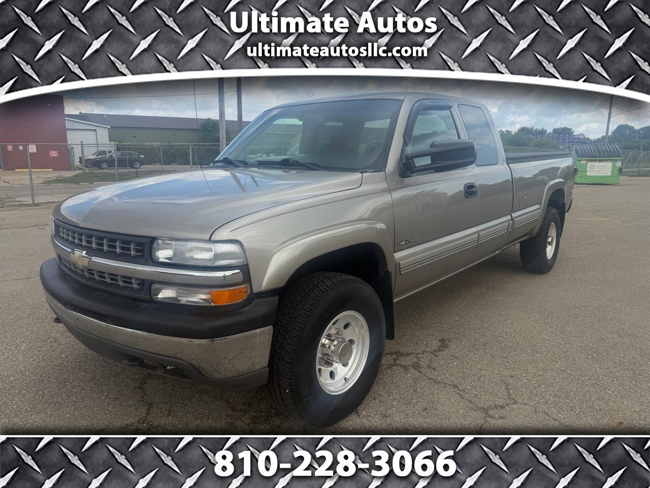2000 Chevrolet Silverado 2500 Ext. Cab 4-Door Long Bed 4WD