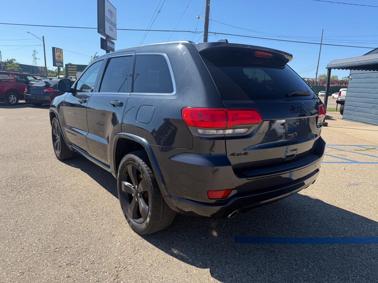 Jeep Grand Cherokee photo 3