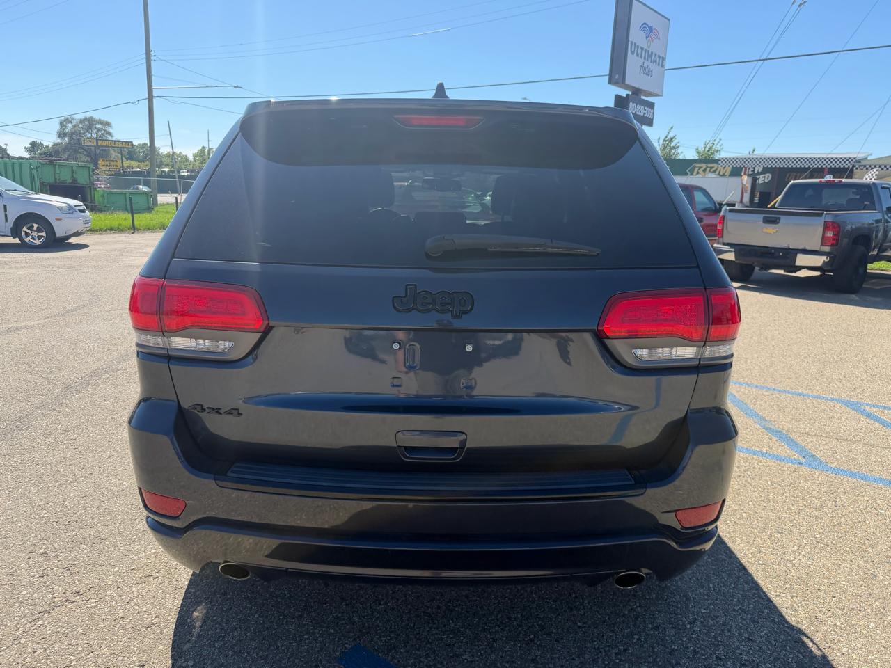 Jeep Grand Cherokee photo 4
