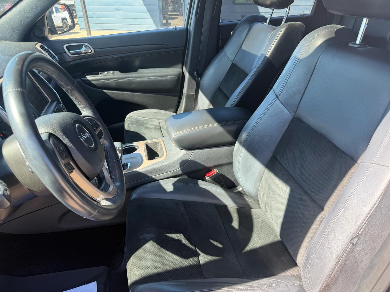 Jeep Grand Cherokee photo 10