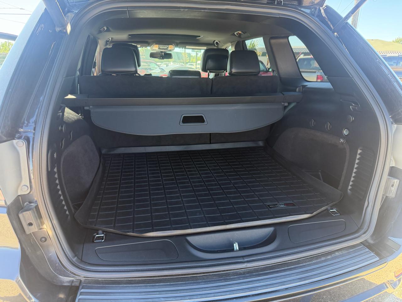 Jeep Grand Cherokee photo 14