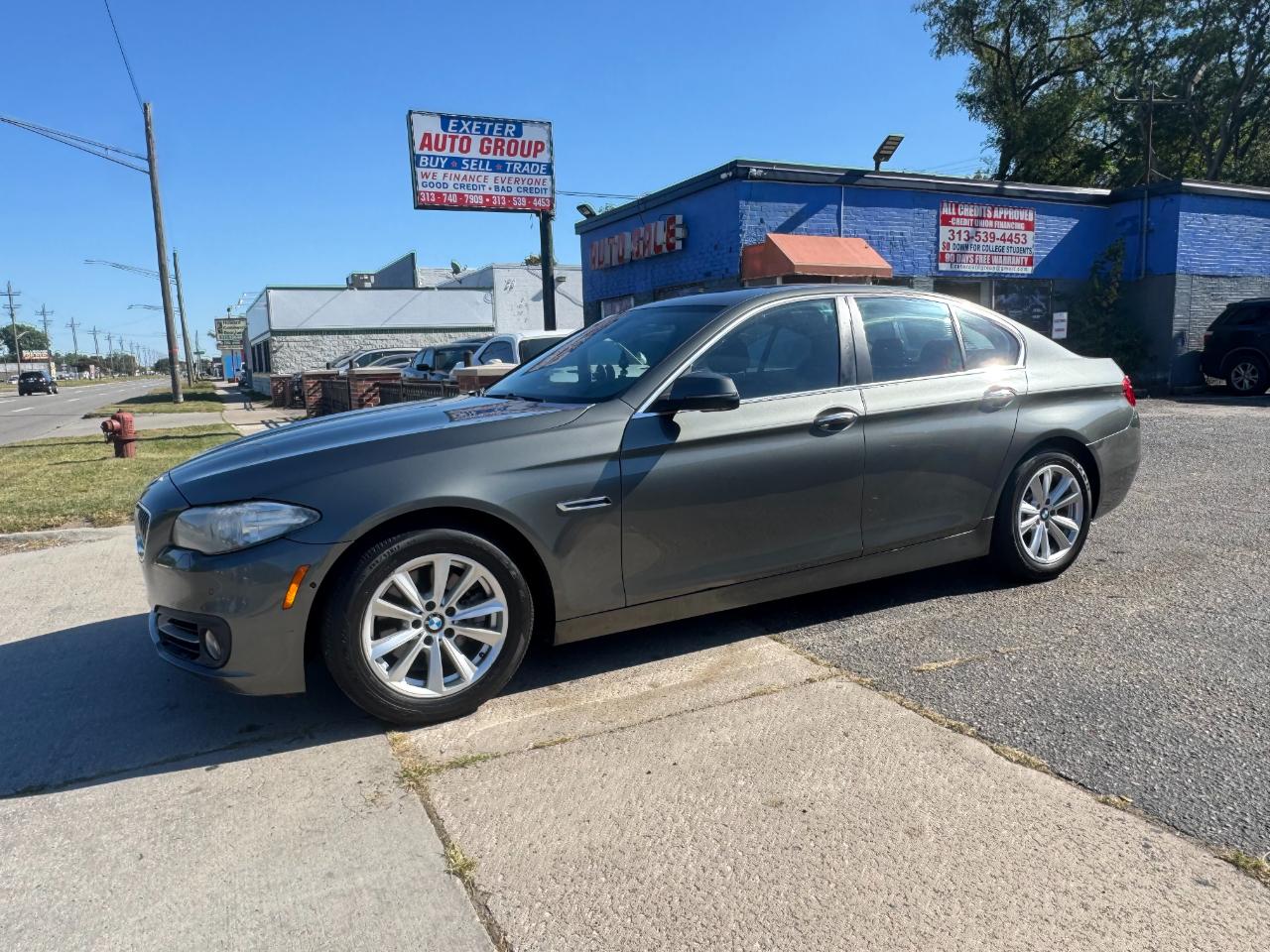 2015 BMW 5 Series 4dr Sdn 528i RWD