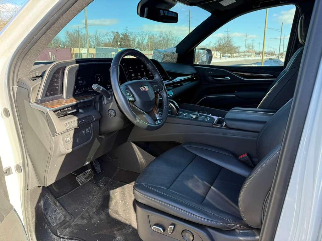 Cadillac Escalade Luxury 4WD 2023