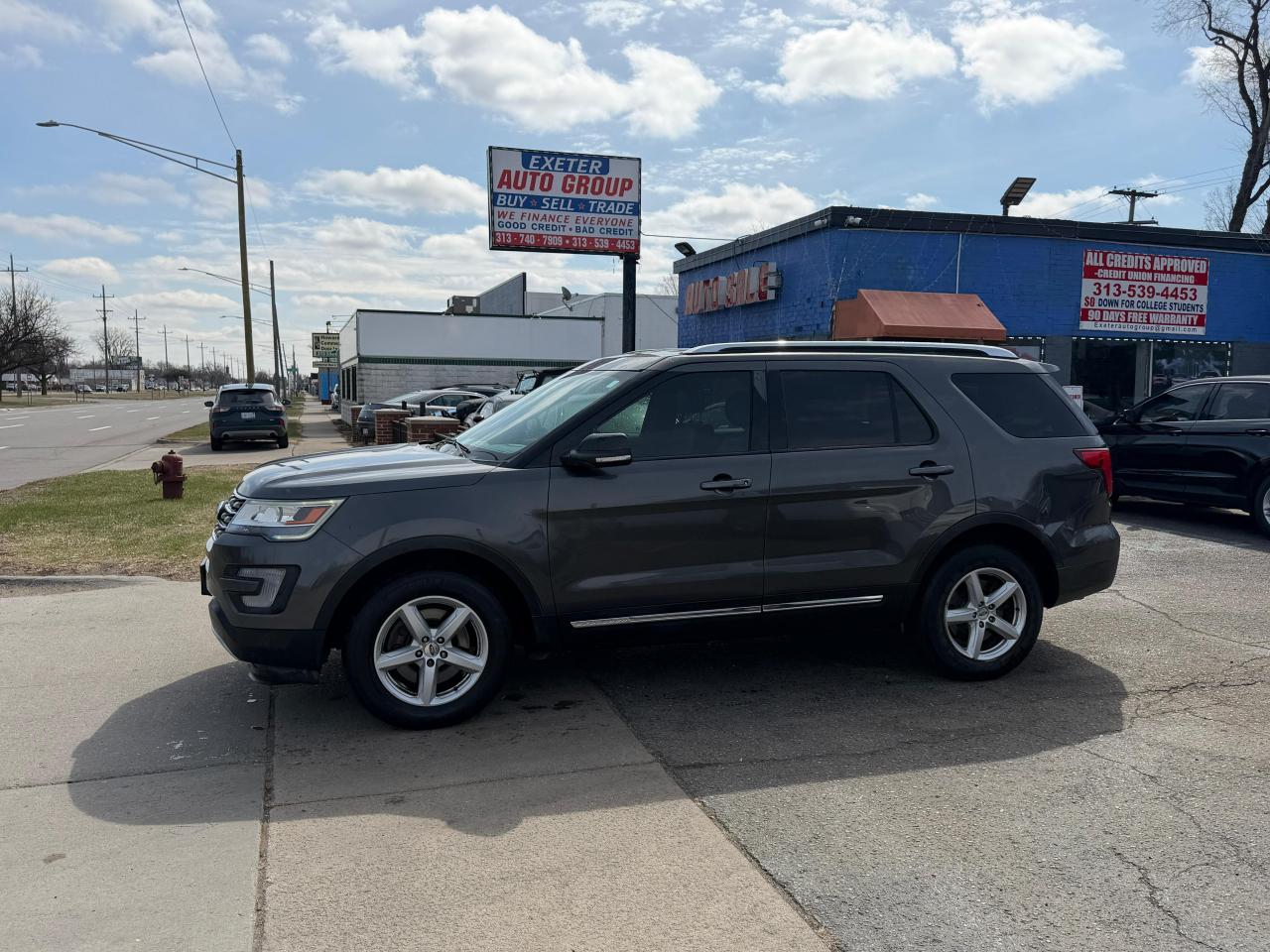 Ford Explorer XLT 4WD 2017