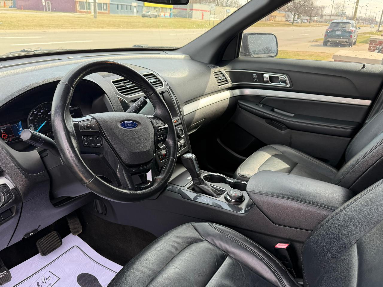Ford Explorer XLT 4WD 2017